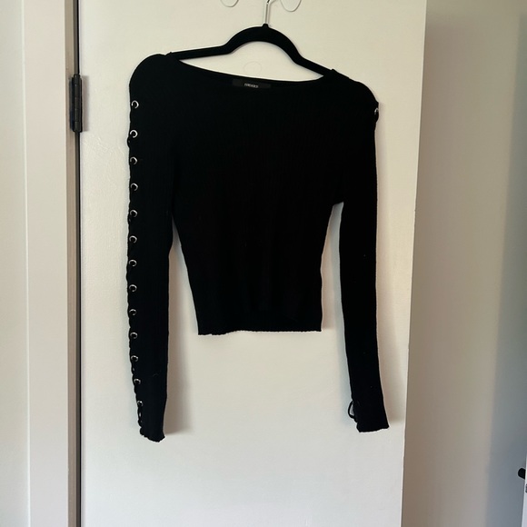 Cropped sweater - Picture 2 of 2